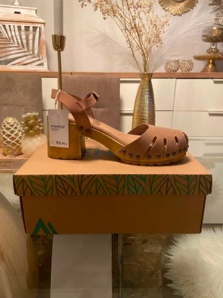 Zapatos Merkal Beige Talla 39