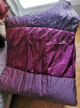 Edredón satinado morado