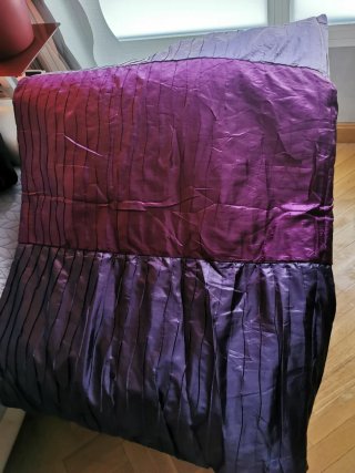Edredón satinado morado