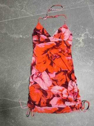 Vestido corto floral mujer