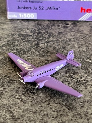 Avión Junkers Ju 52 MILKA Herpa 1:500
