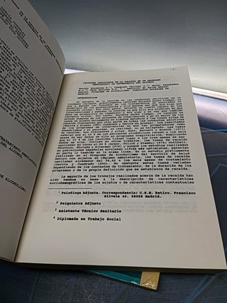 2 libros, Drogodependencias y sociedad + Comunicaciones