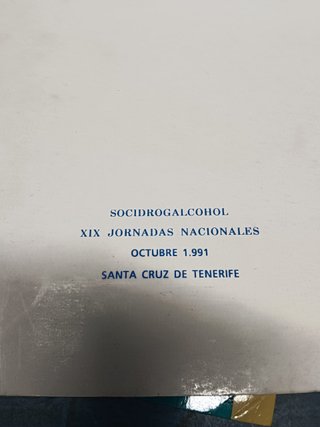2 libros, Drogodependencias y sociedad + Comunicaciones