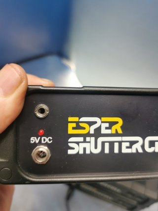 3 unidades esper shutter cell, 16 salidas, 5v. solo 1 cargador