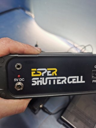 3 unidades esper shutter cell, 16 salidas, 5v. solo 1 cargador