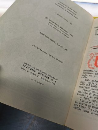 3 tomos, coleccion Corinto , ed. Bruguera Robinson Crusoe-La perla Negra-La pequeña Dorrit