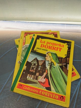 3 tomos, coleccion Corinto , ed. Bruguera Robinson Crusoe-La perla Negra-La pequeña Dorrit