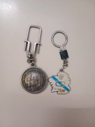 Llaveros variados