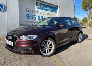 Audi A3 1.6 TDI 110cv SLine - Año 2016 - Granate