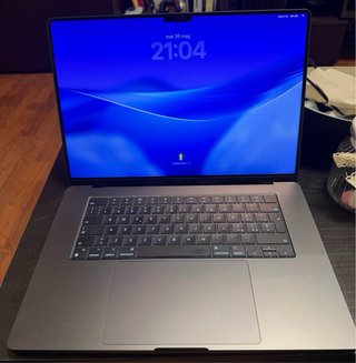 MacBook Pro 16” Apple M3 Pro nero siderale