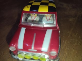 Auto Scalextric Mini 2004 Rosso