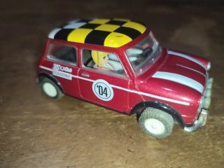 Auto Scalextric Mini 2004 Rosso