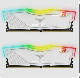 4 Memorie RAM DDR4 3200 mhz T-FORCE Delta RGB