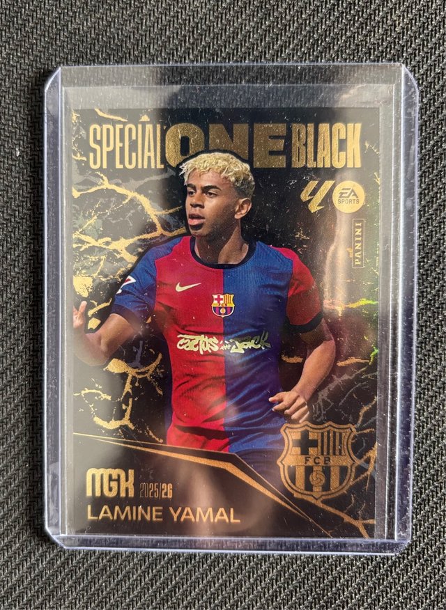 Lamine Yamal Special One Black Panini 25/26 mgk