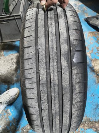 Goodyear 205/60R16 EficientGrip
