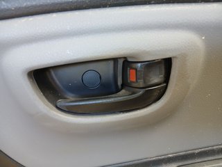 MANETA INTERIOR TRASERA DERECHA Toyota Yaris (P13)(2014->)