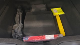 LINK & CO 01 1.5 PHEV CORE 5P