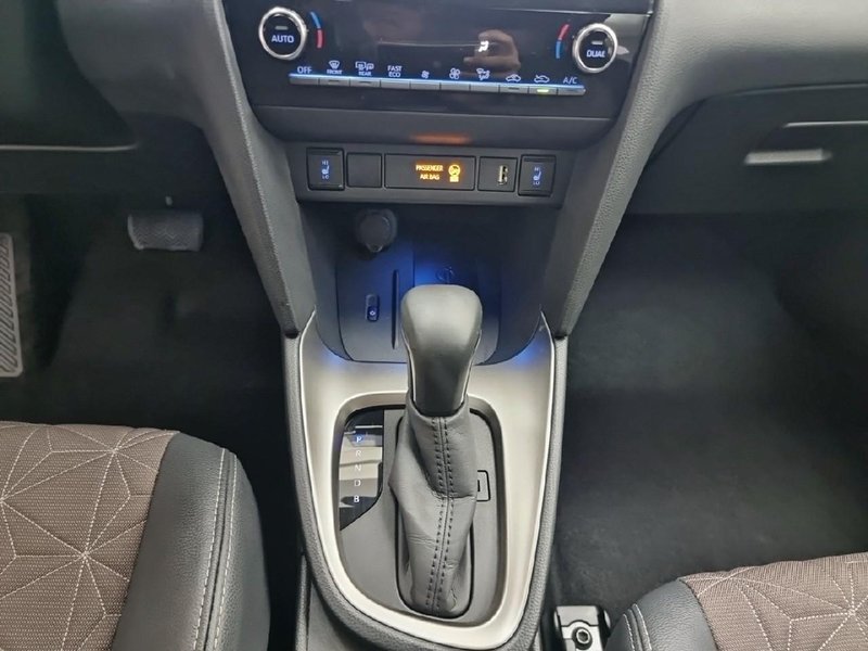 Toyota Yaris 2021, foto 7