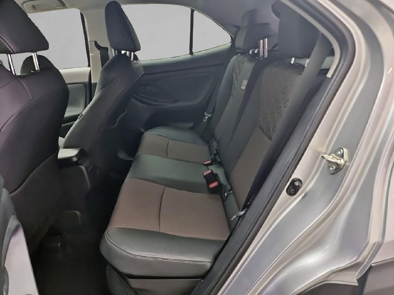 Toyota Yaris 2021, foto 9