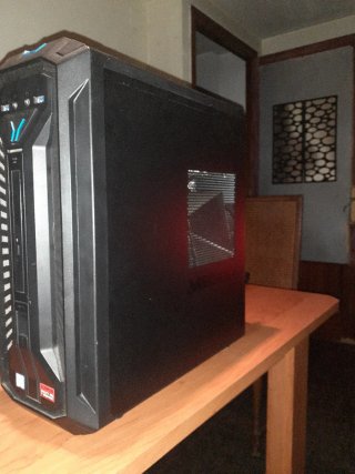 Torre PC Intel Core i5 8th Gen + Teclado Gaming