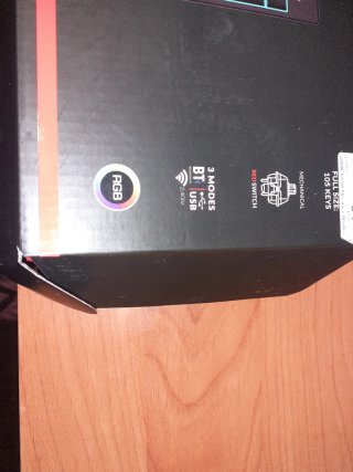 Torre PC Intel Core i5 8th Gen + Teclado Gaming