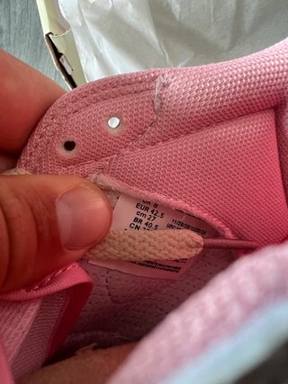 Air Jordan 1 Low x Travis Scott Tropical Pink