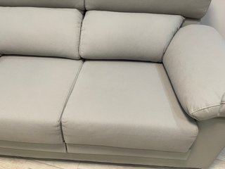 Sofá 2/3 plazas gris sin uso. Asientos extensibles