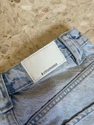 Falda vaquera Stradivarius azul claro