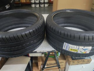 Neumático Michelin Pilot Sport 4 245/40ZR18