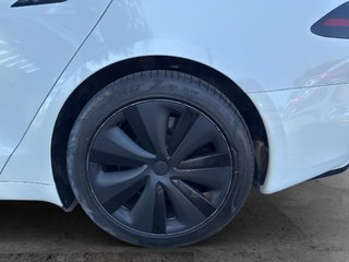 TESLA Model S Model S AWD 493kW