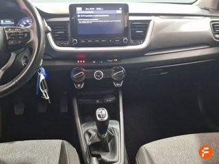 Kia Stonic 1.0 T-GDi 74kW (100CV) MHEV iMT Concept