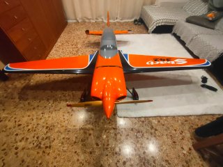 Avión RC de madera con batería