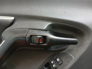 MANETA INTERIOR DELANTERA IZQUIERDA Toyota Verso (AUR2/ZGR2)(2009->)