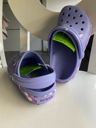 Crocs effetto confetti viola/multi TG.33/34