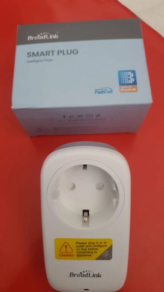 Enchufe Inteligente BroadLink SP4L con Luz Nocturn