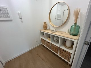 Conjunto mueble recibidor y espejo