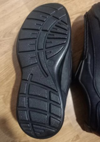 Zapatos de hombre nuevos (negro y beige) A estrena