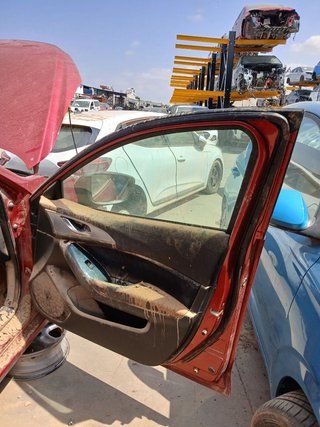 PUERTA DELANTERA DERECHA Mazda 3 Berlina / Sedán (BM/BN)(07.2013->)