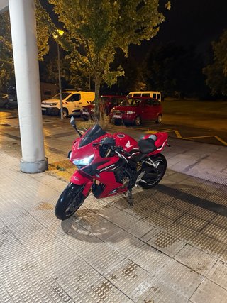 Honda CBR 650r - Moto Deportiva