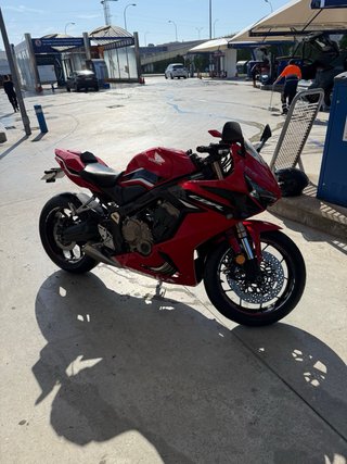 Honda CBR 650r - Moto Deportiva