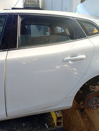 PUERTA TRASERA IZQUIERDA Volvo V40 (2012->)