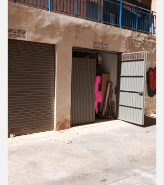 Dos garajes independientes en un solo local