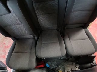 ASIENTOS TRASEROS Toyota Verso (AUR2/ZGR2)(2009->)