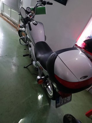 Daylim 125cc Custom Plata