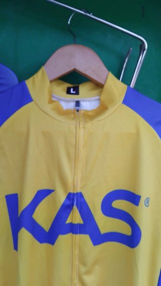 Maillot y culotte KAS ciclismo