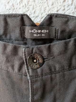 Pantalón Hominem Negro Slim Fit Talla 44