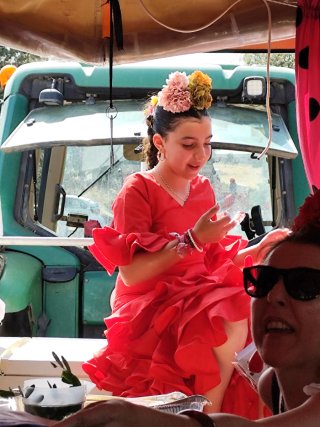 Traje de flamenca rosa y rojo talla 14