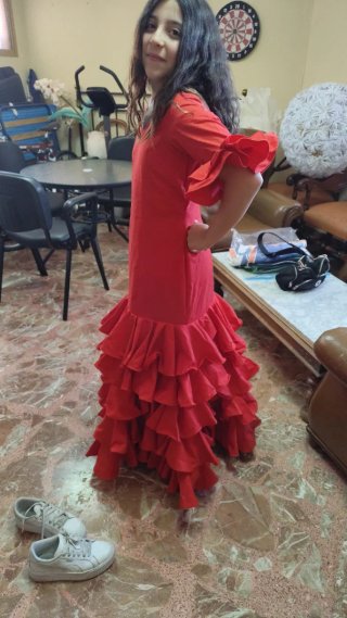Traje de flamenca rosa y rojo talla 14