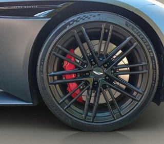Aston Martin DB12 4.0 V8 Auto