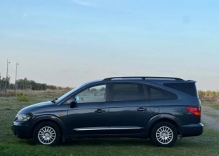 SsangYong Rodius 2009
